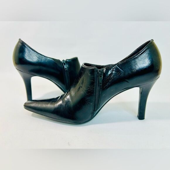 Franco Sarto Black Vegan Leather Booties size 6 - Picture 8 of 10